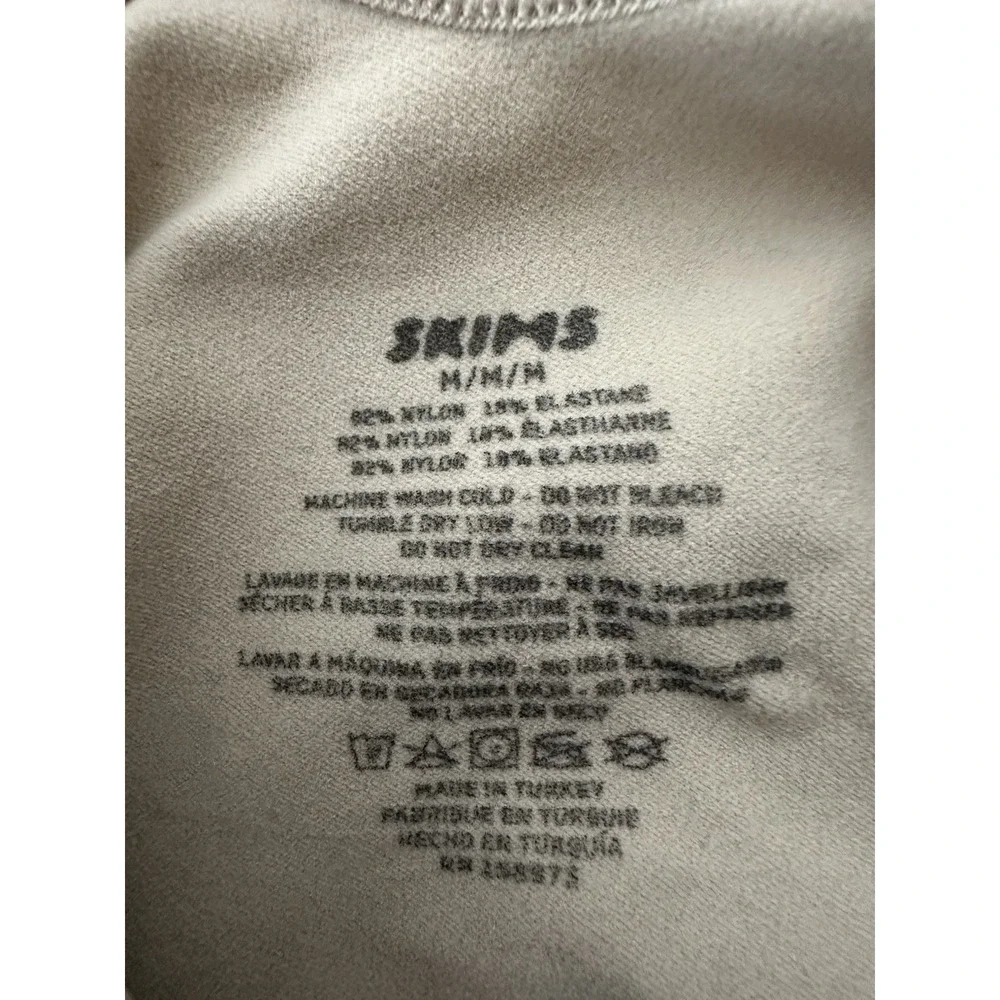 NEW Skims Seamless Sculpt‎ Mid Thigh Bodysuit in Desert Women's Medium